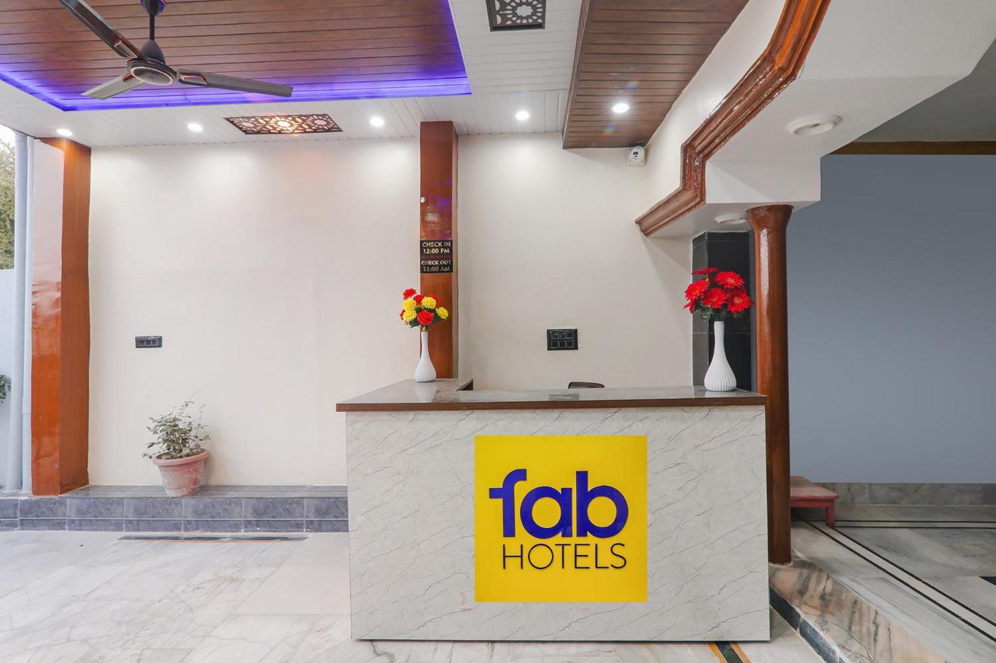 Fabexpress Awadh Inn - 400M From Shri Ram Janam Bhumi Ayodhya Экстерьер фото