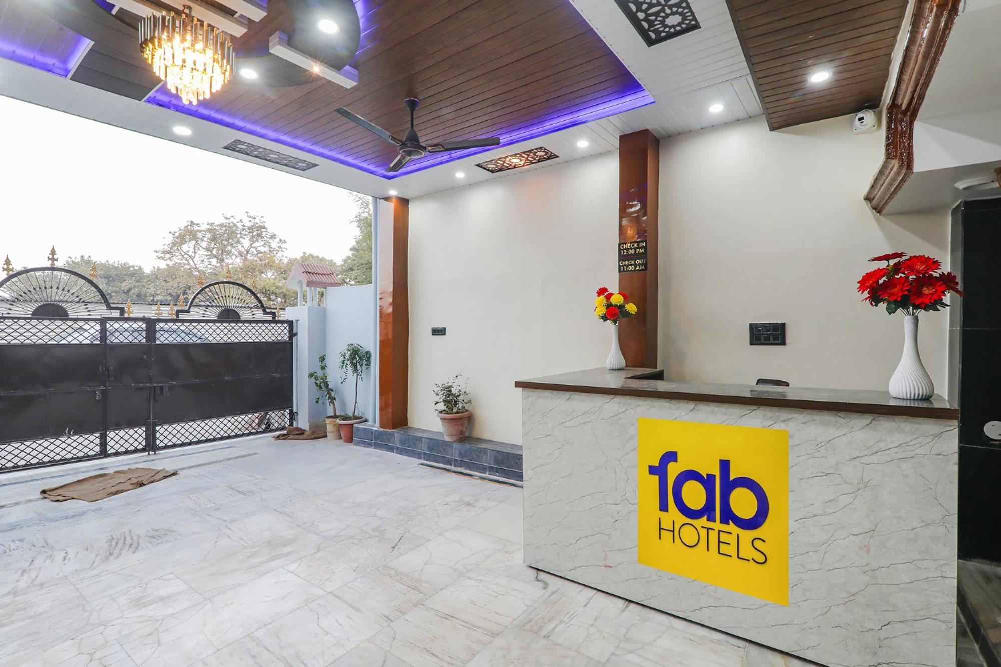 Fabexpress Awadh Inn - 400M From Shri Ram Janam Bhumi Ayodhya Экстерьер фото