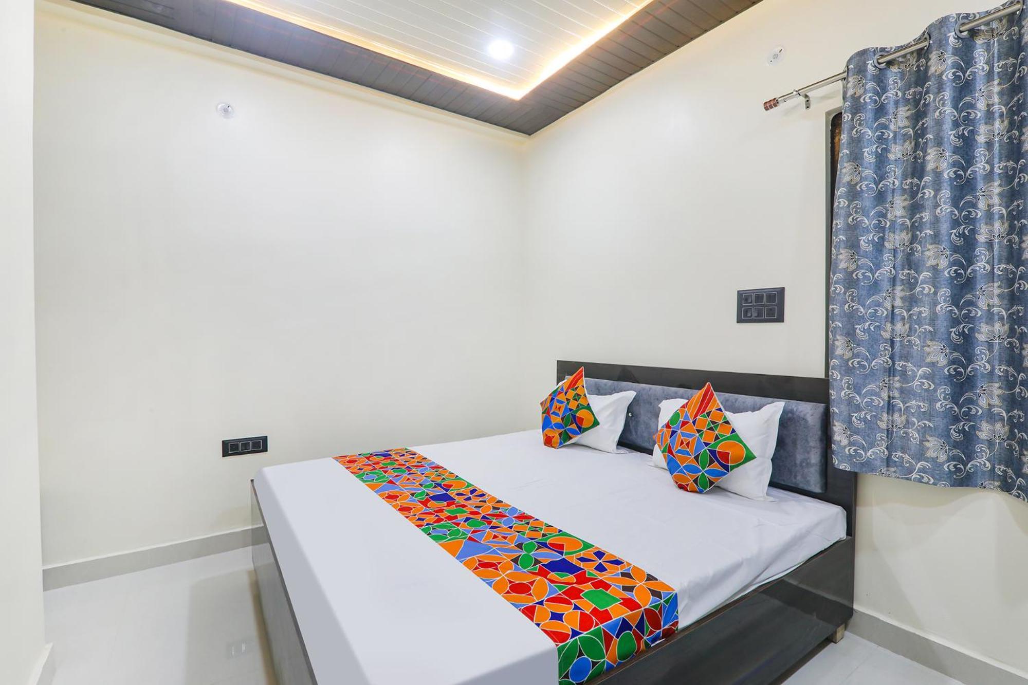 Fabexpress Awadh Inn - 400M From Shri Ram Janam Bhumi Ayodhya Экстерьер фото